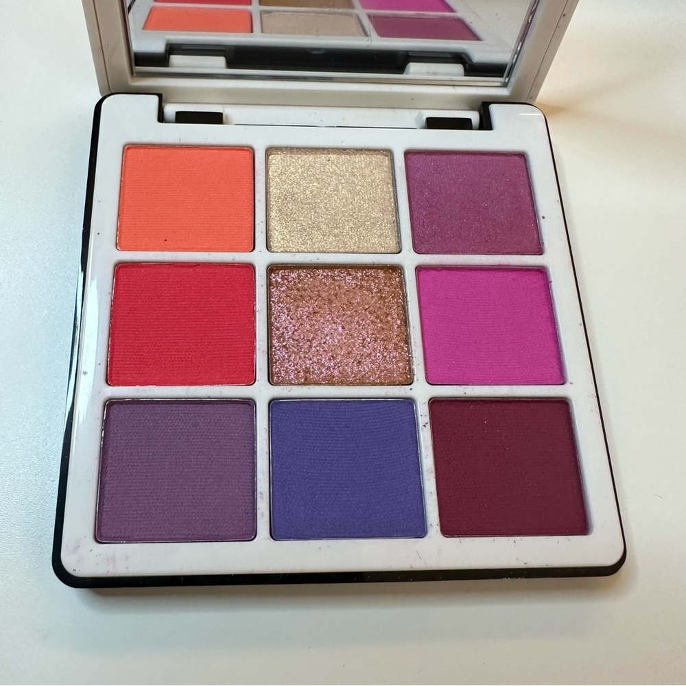 Anastasia Beverly Hills Norvina Mini eyeshadow palette limited edition